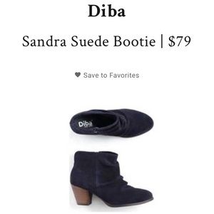 *sold* Diba Navy blue suede booties